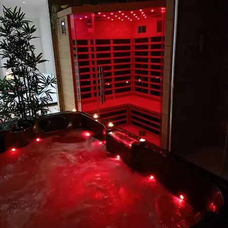 O Temps Suspendu Centre Sauna Et Jacuzzi דירה